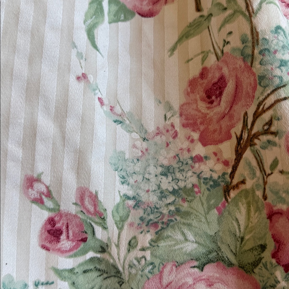 Vintage Ralph Lauren 62 Inch Pleated Curtain Panel - Picture 3 of 10